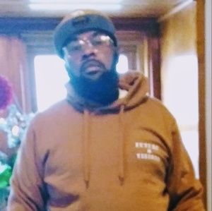 Meet your Posher, Donte